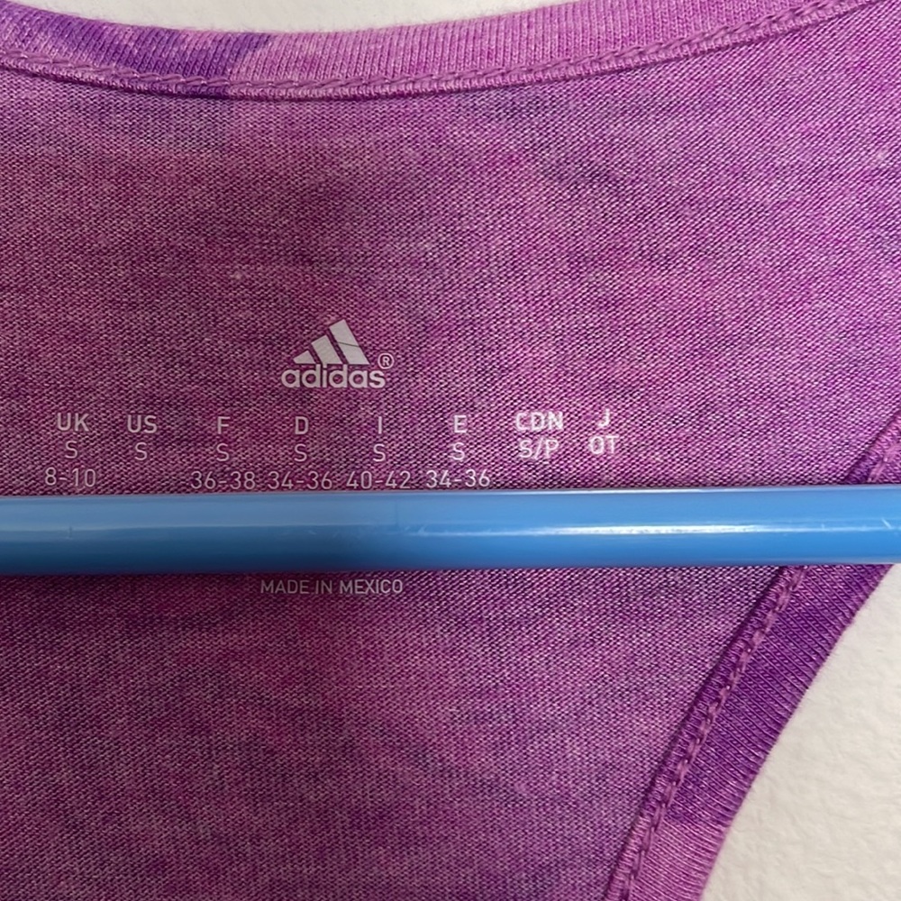Women’s size small Adidas dress never been worn - Picture 3 of 4
